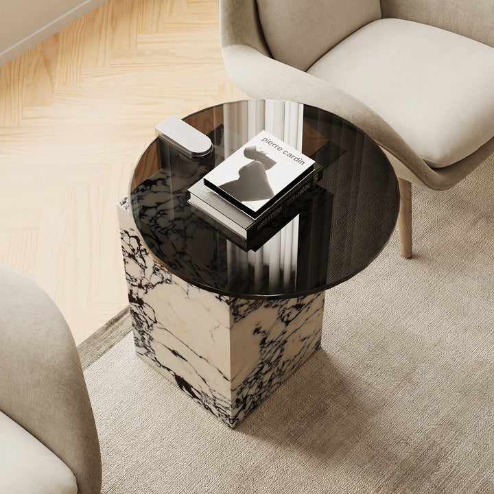 Skagen marble side table in Calacatta Viola